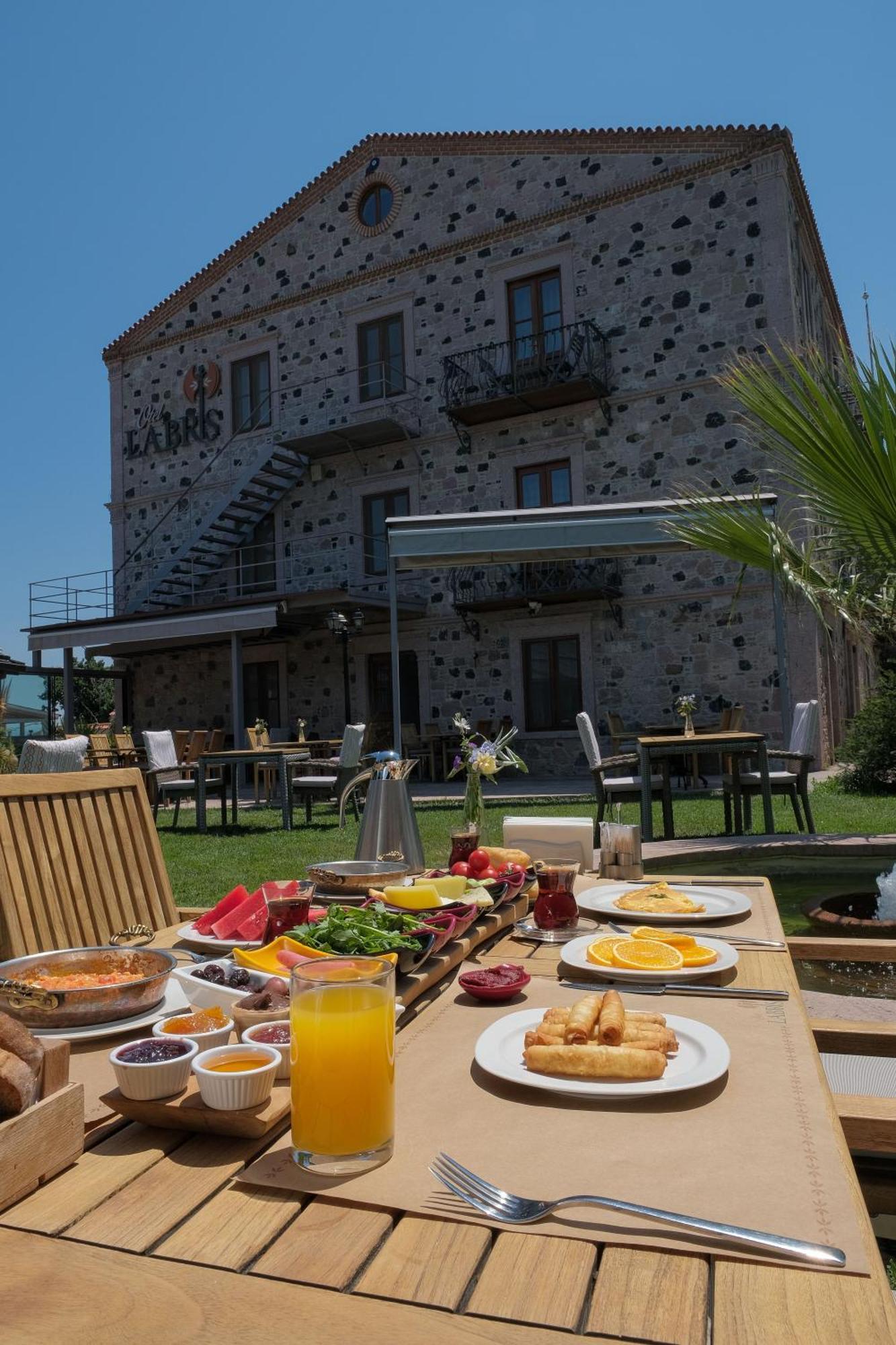 Cunda Labris Hotel Ayvalik Exterior photo